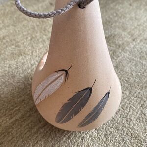 ~Grey Feather~ Vintage Southwest Navajo Clay Bird Feeder/Hanging Planter